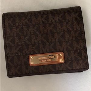 NWT Michael Kors wallet